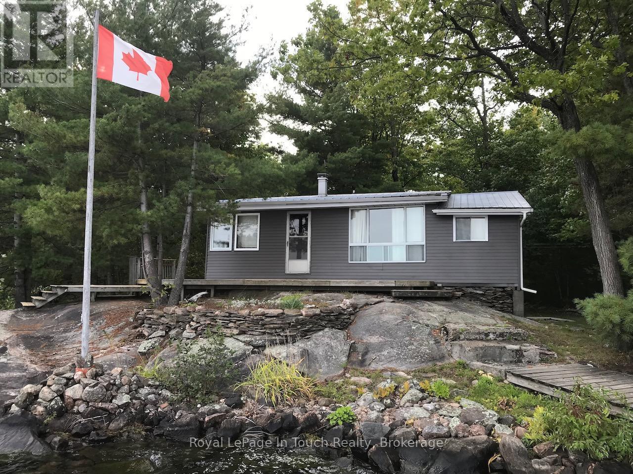 












1916 SIX MILE LAKE SHORE ISLAND

,
Georgian Bay (Baxter),




Ontario
L0K1S0

