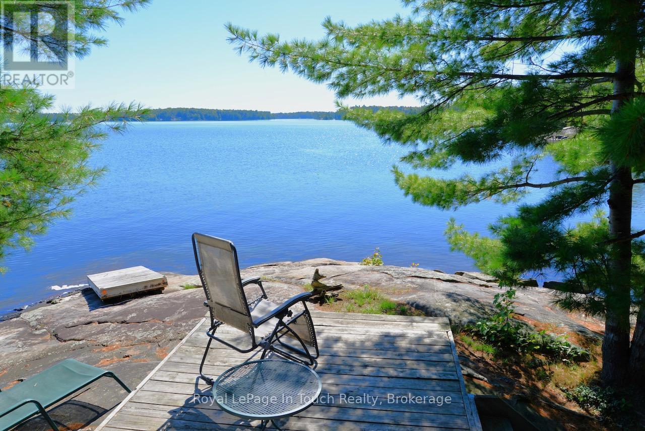 












1916 SIX MILE LAKE SHORE ISLAND

,
Georgian Bay (Baxter),




Ontario
L0K1S0

