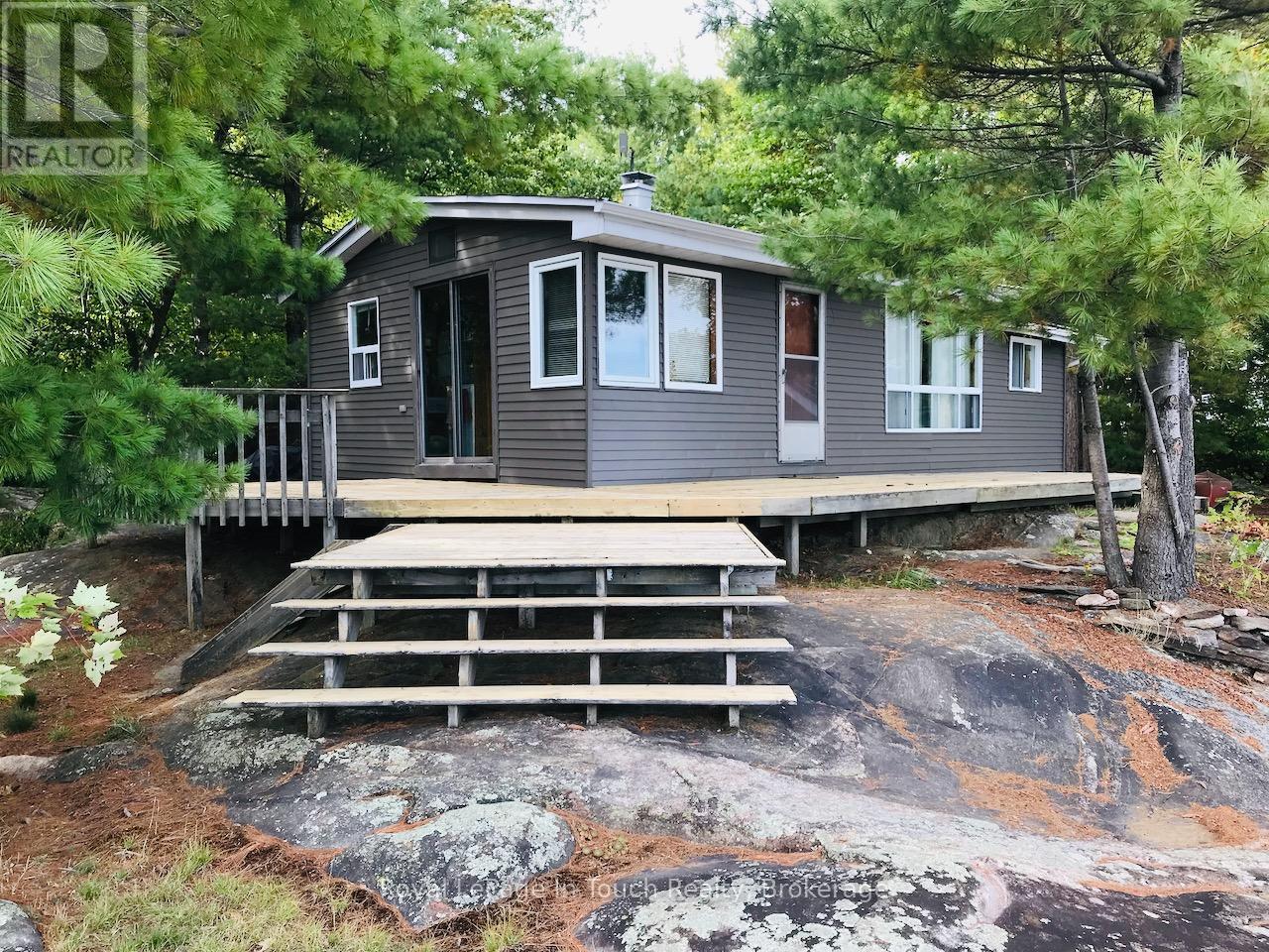 












1916 SIX MILE LAKE SHORE ISLAND

,
Georgian Bay (Baxter),




Ontario
L0K1S0

