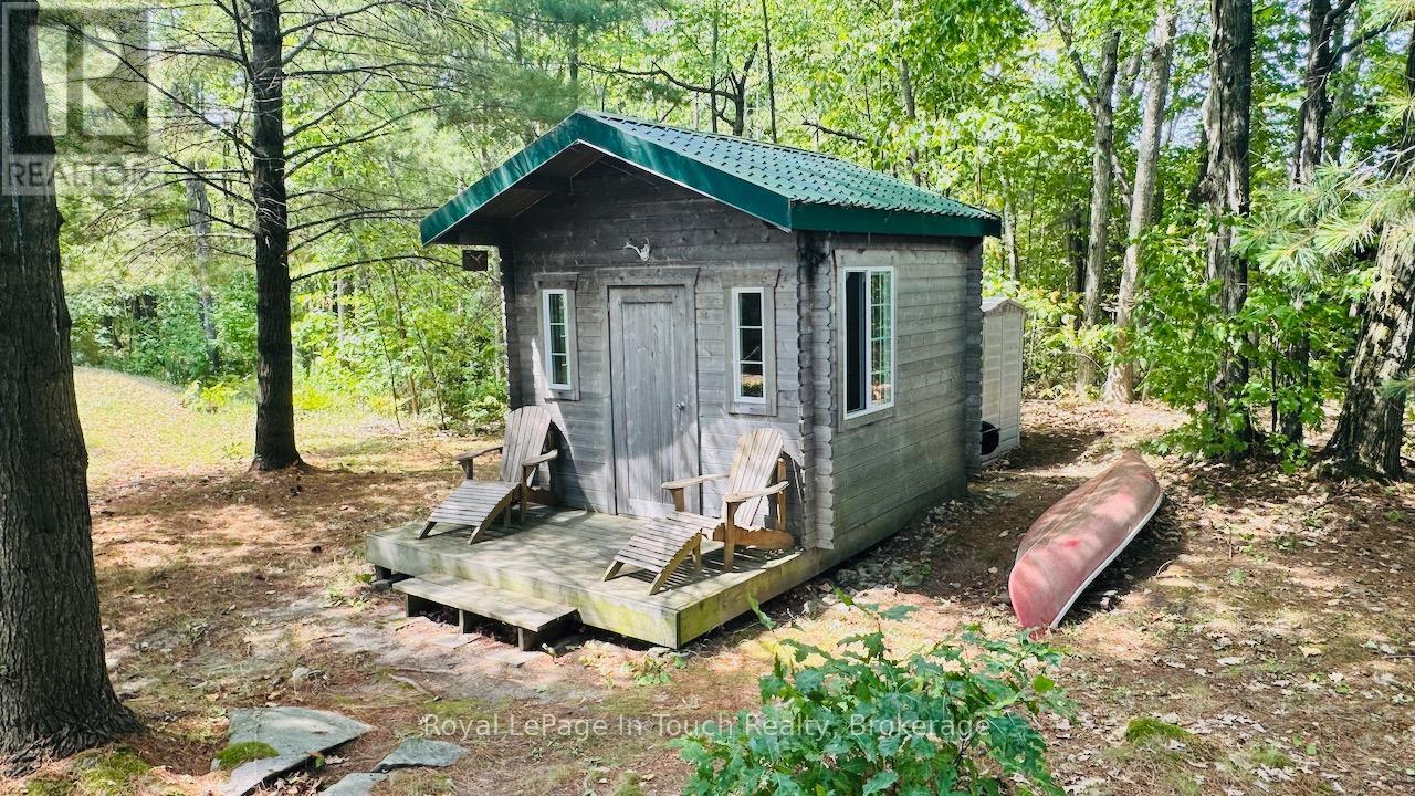 












1916 SIX MILE LAKE SHORE ISLAND

,
Georgian Bay (Baxter),




Ontario
L0K1S0

