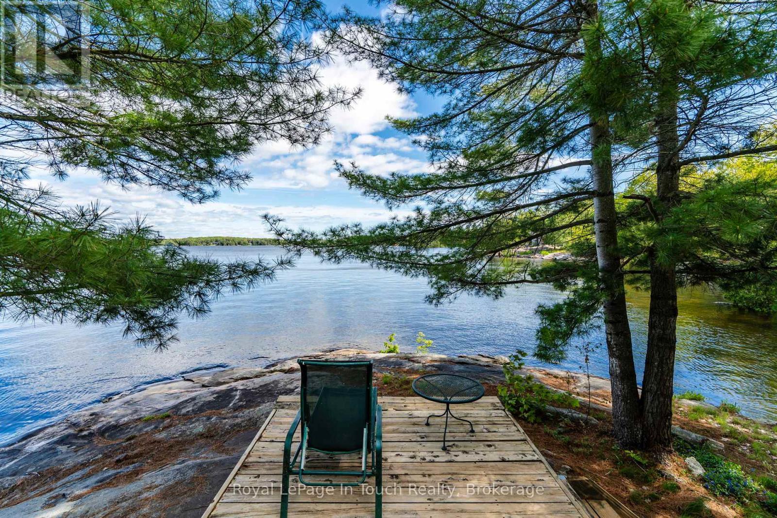 












1916 SIX MILE LAKE SHORE ISLAND

,
Georgian Bay (Baxter),




Ontario
L0K1S0

