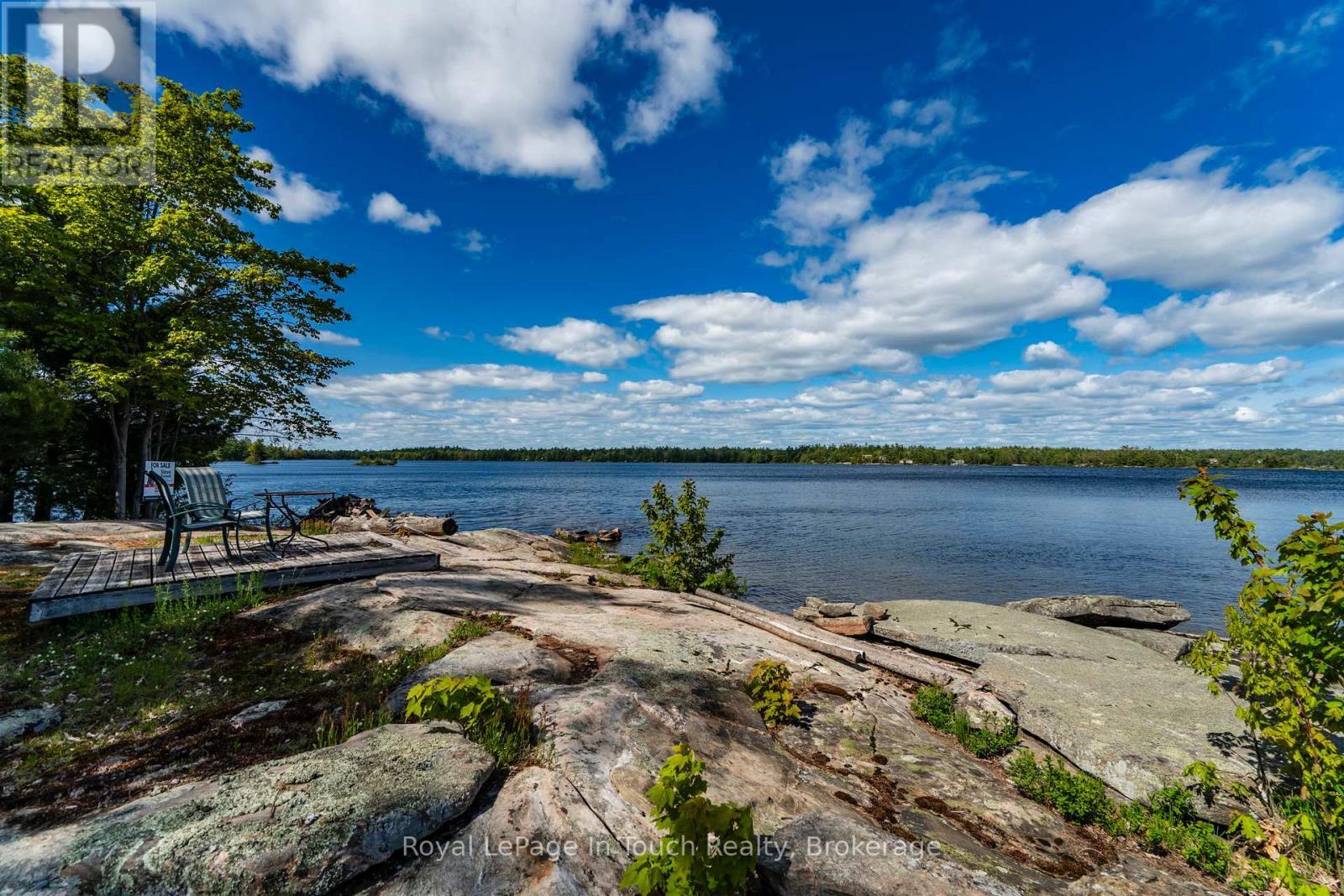 












1916 SIX MILE LAKE SHORE ISLAND

,
Georgian Bay (Baxter),




Ontario
L0K1S0

