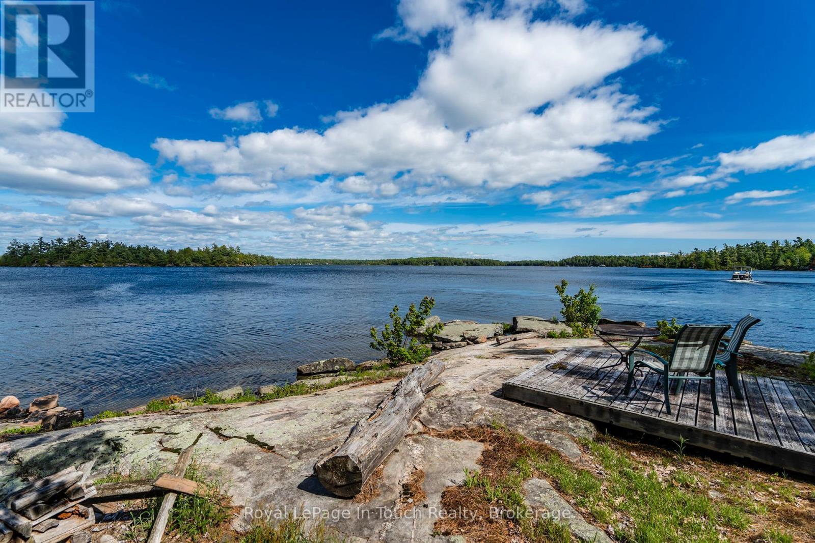 












1916 SIX MILE LAKE SHORE ISLAND

,
Georgian Bay (Baxter),




Ontario
L0K1S0

