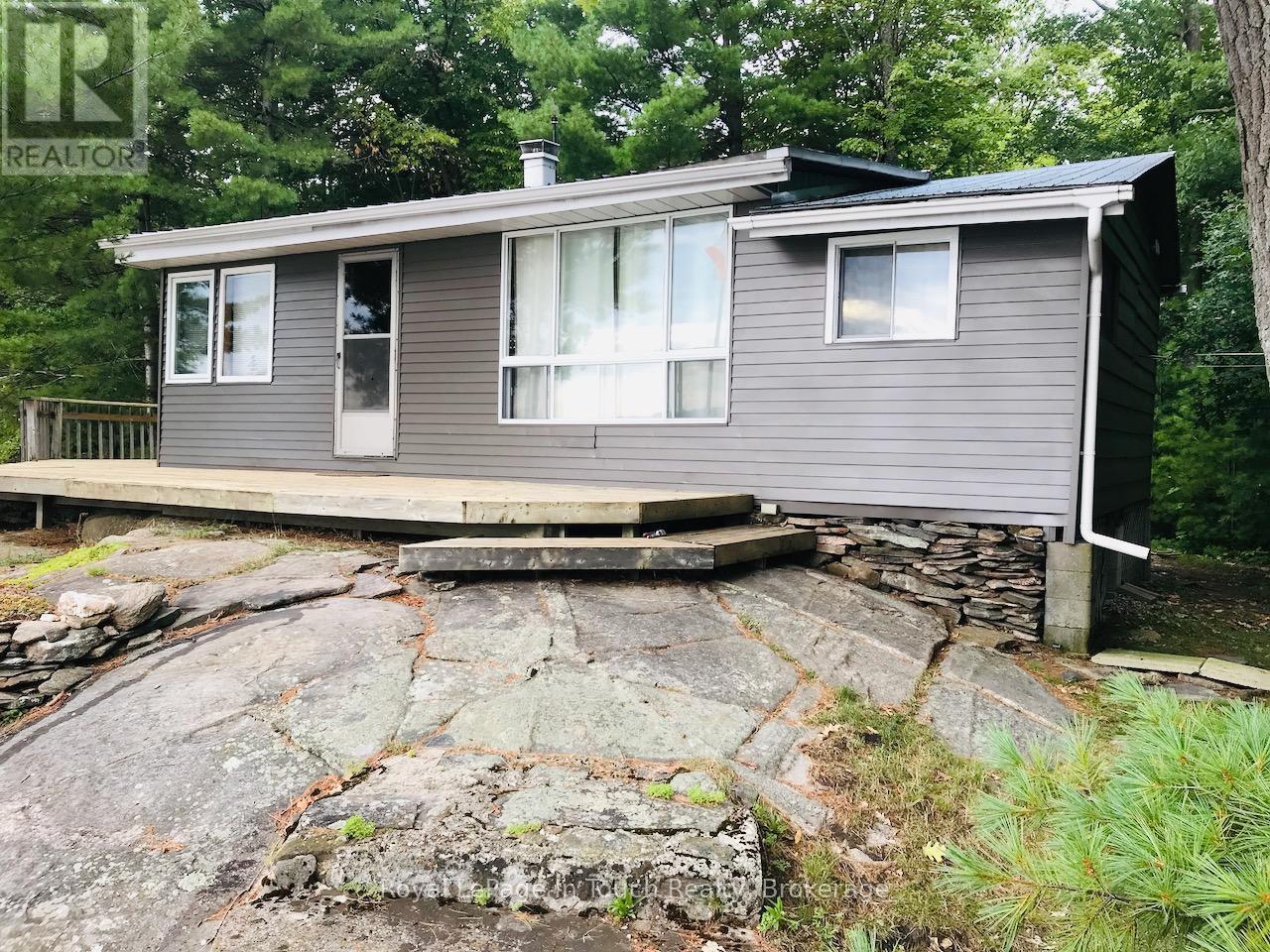 












1916 SIX MILE LAKE SHORE ISLAND

,
Georgian Bay (Baxter),




Ontario
L0K1S0

