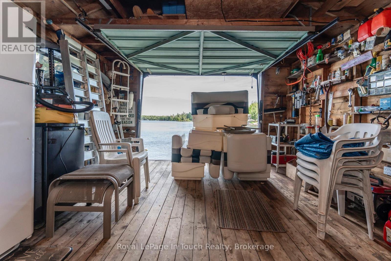 












1916 SIX MILE LAKE SHORE ISLAND

,
Georgian Bay (Baxter),




Ontario
L0K1S0

