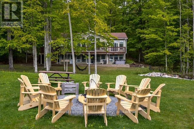 












157 FARLAIN LAKE ROAD W

,
Tiny,




Ontario
L9M0B9

