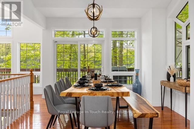 












157 FARLAIN LAKE ROAD W

,
Tiny,




Ontario
L9M0B9

