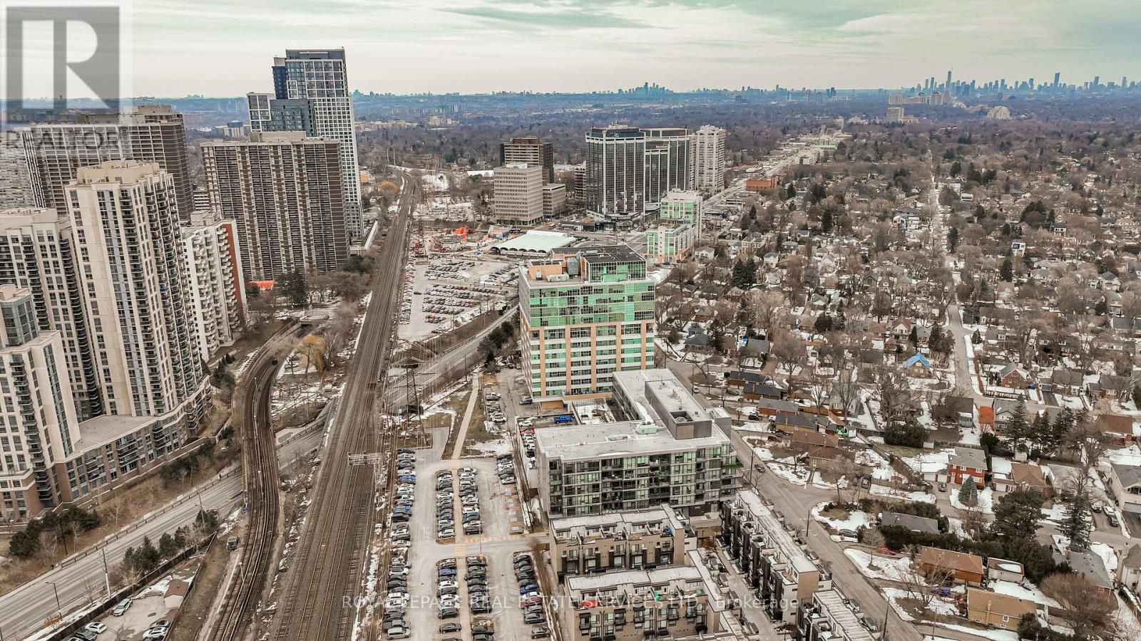 












206 - 2 FIELDWAY ROAD

,
Toronto,




Ontario
M8Z0B9

