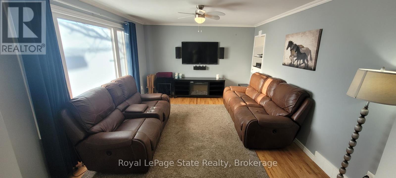 












4539 ONTARIO STREET

,
Lincoln (Beamsville),




Ontario
L0R1B5

