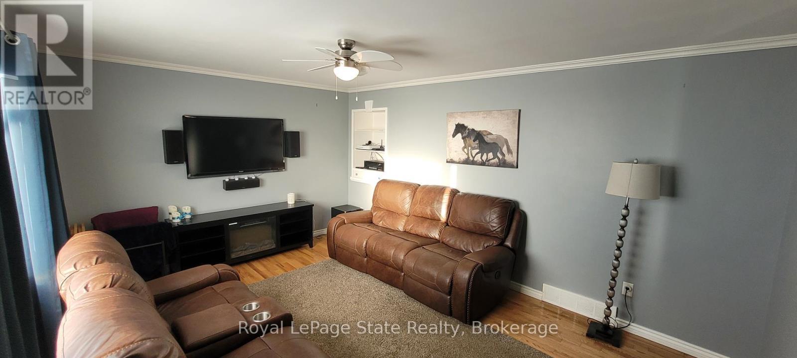 












4539 ONTARIO STREET

,
Lincoln (Beamsville),




Ontario
L0R1B5

