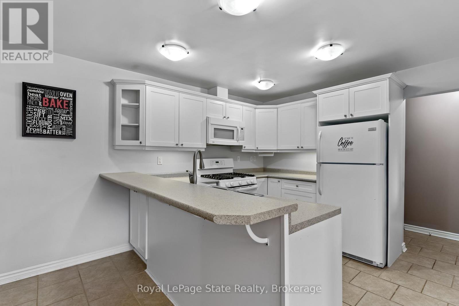 












4539 ONTARIO STREET

,
Lincoln (Beamsville),




Ontario
L0R1B5

