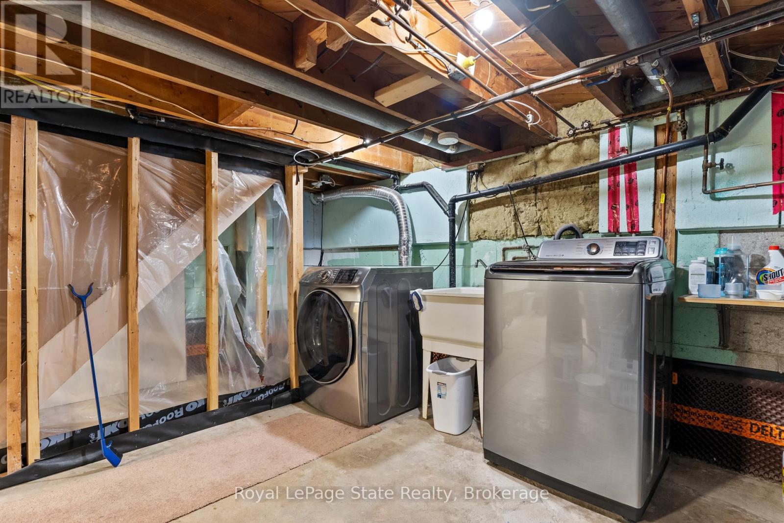 












4539 ONTARIO STREET

,
Lincoln (Beamsville),




Ontario
L0R1B5

