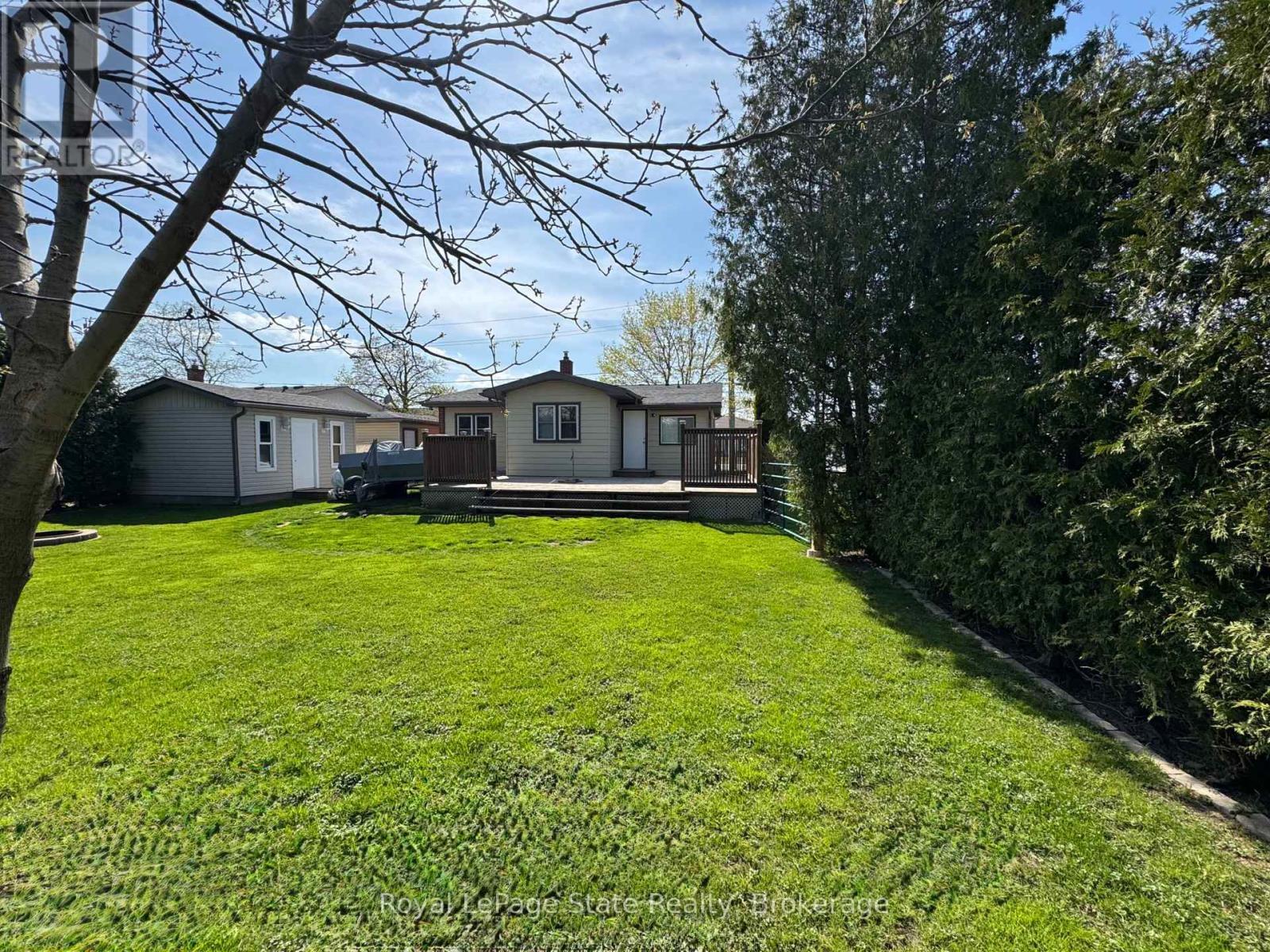 












4539 ONTARIO STREET

,
Lincoln (Beamsville),




Ontario
L0R1B5

