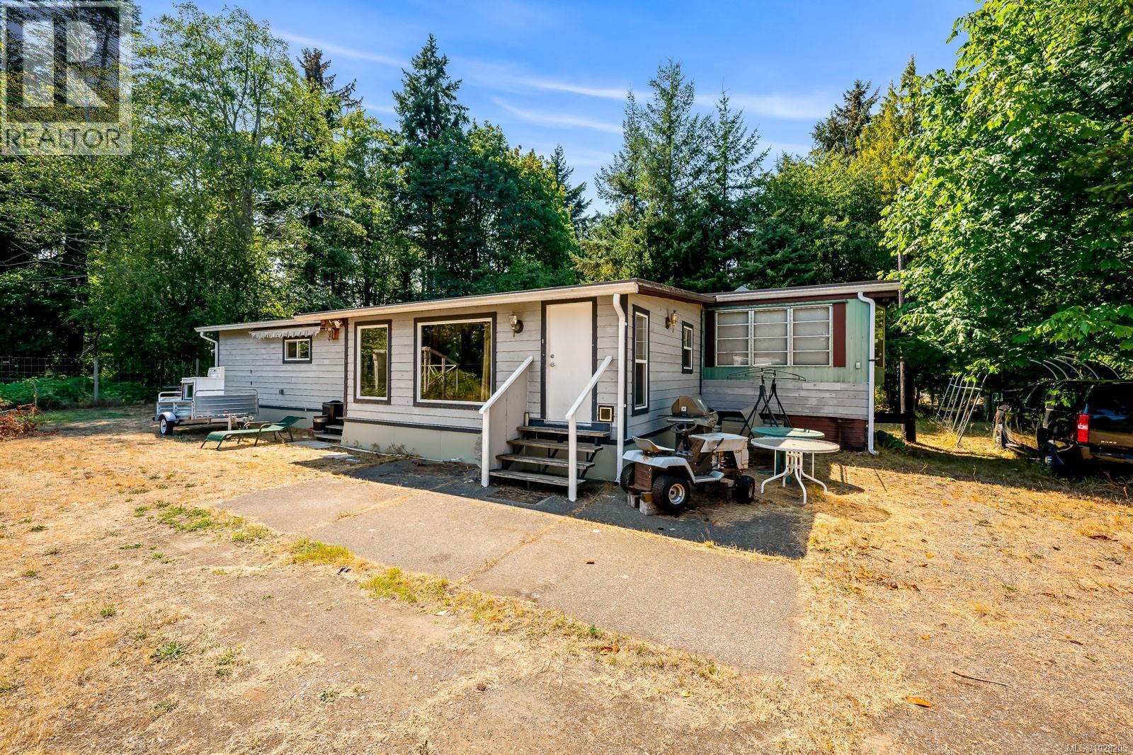 












1255 Wilkinson Rd

,
Comox,




British Columbia
V9M4B8

