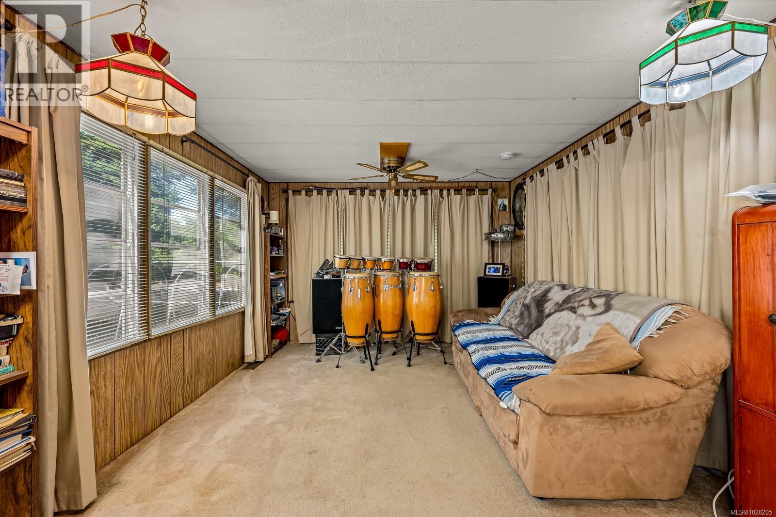 












1255 Wilkinson Rd

,
Comox,




British Columbia
V9M4B8

