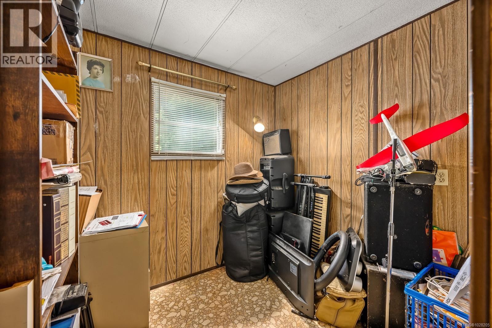












1255 Wilkinson Rd

,
Comox,




British Columbia
V9M4B8

