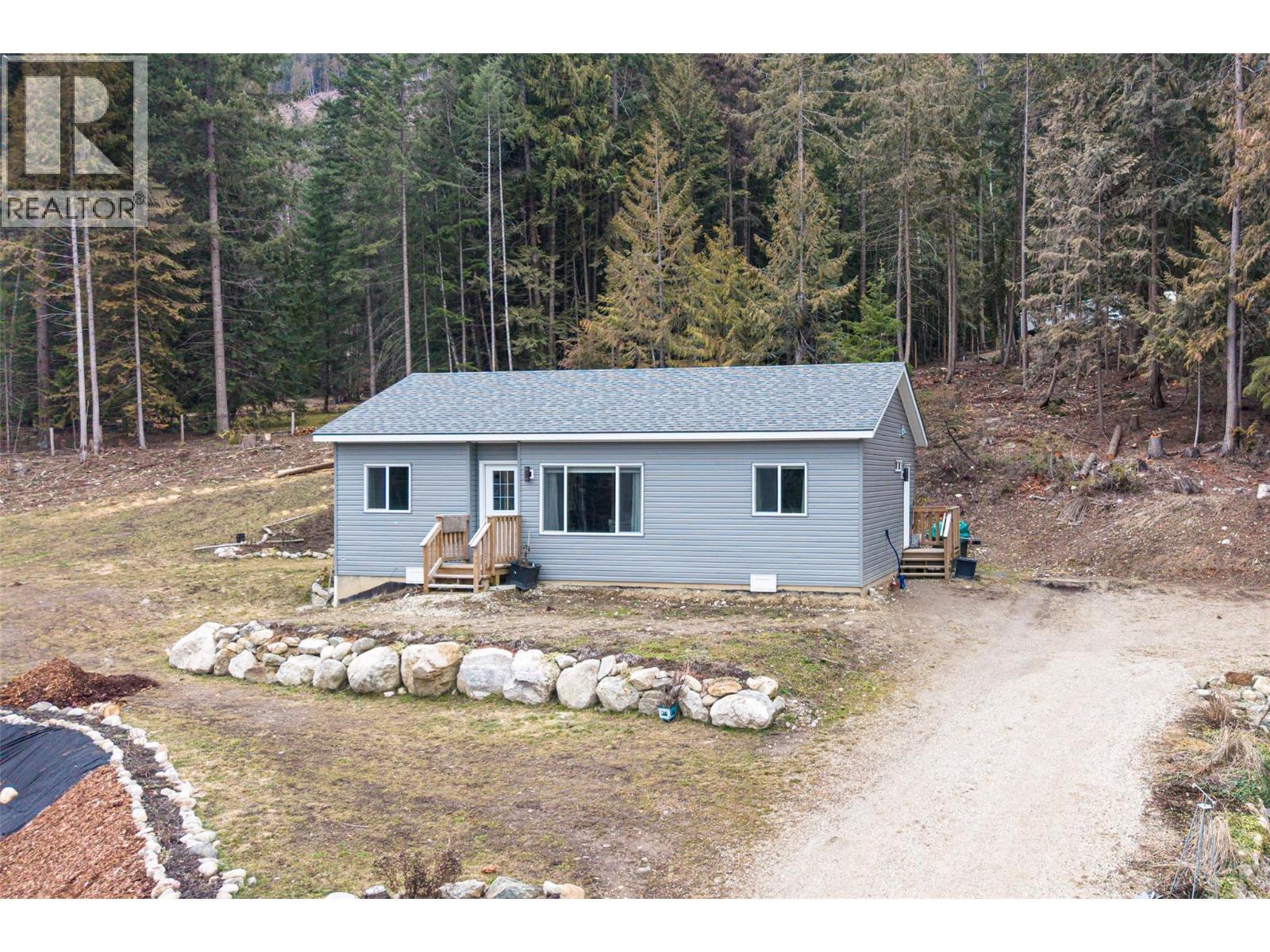 












2655 Cowen Road

,
Salmon Arm,




British Columbia
V0E2V0

