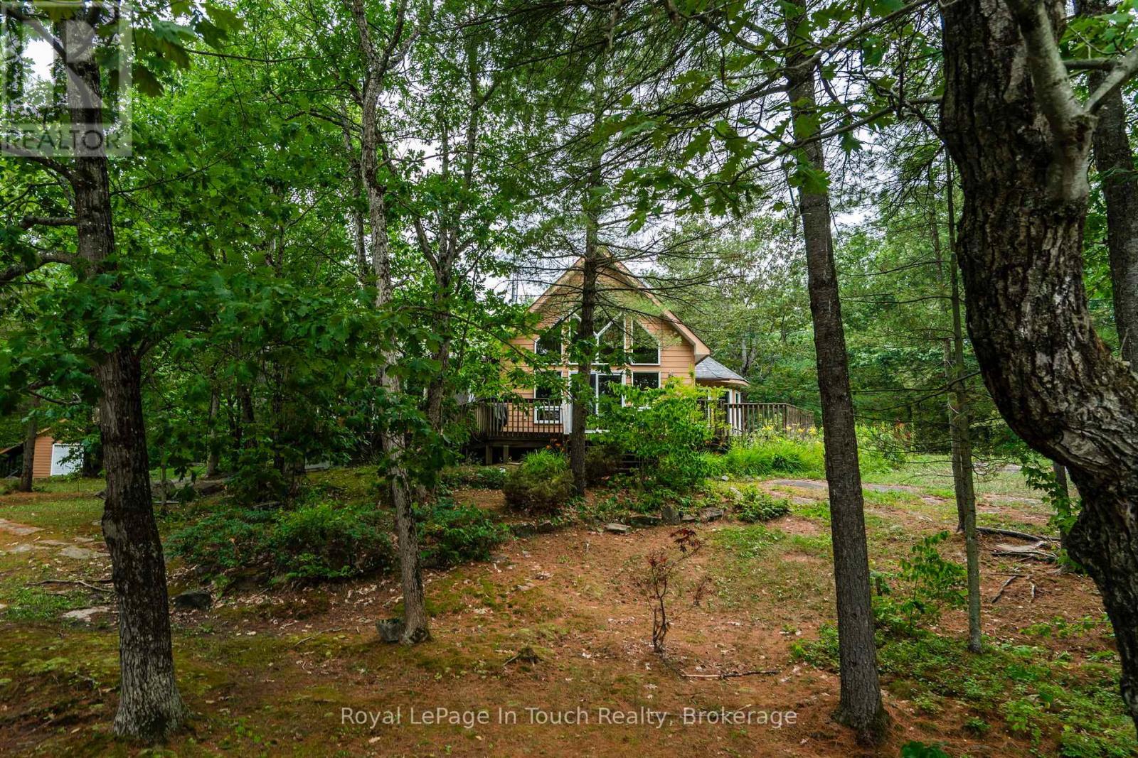 












390 ISLAND 360 ISLAND

,
Georgian Bay (Baxter),




Ontario
L0K1S0

