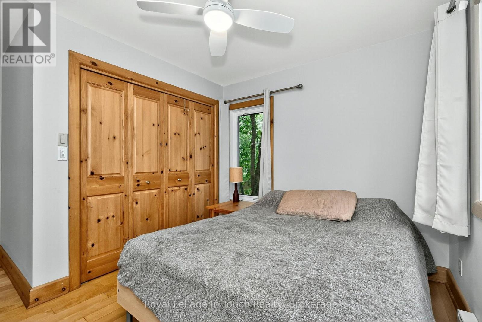 












390 ISLAND 360 ISLAND

,
Georgian Bay (Baxter),




Ontario
L0K1S0

