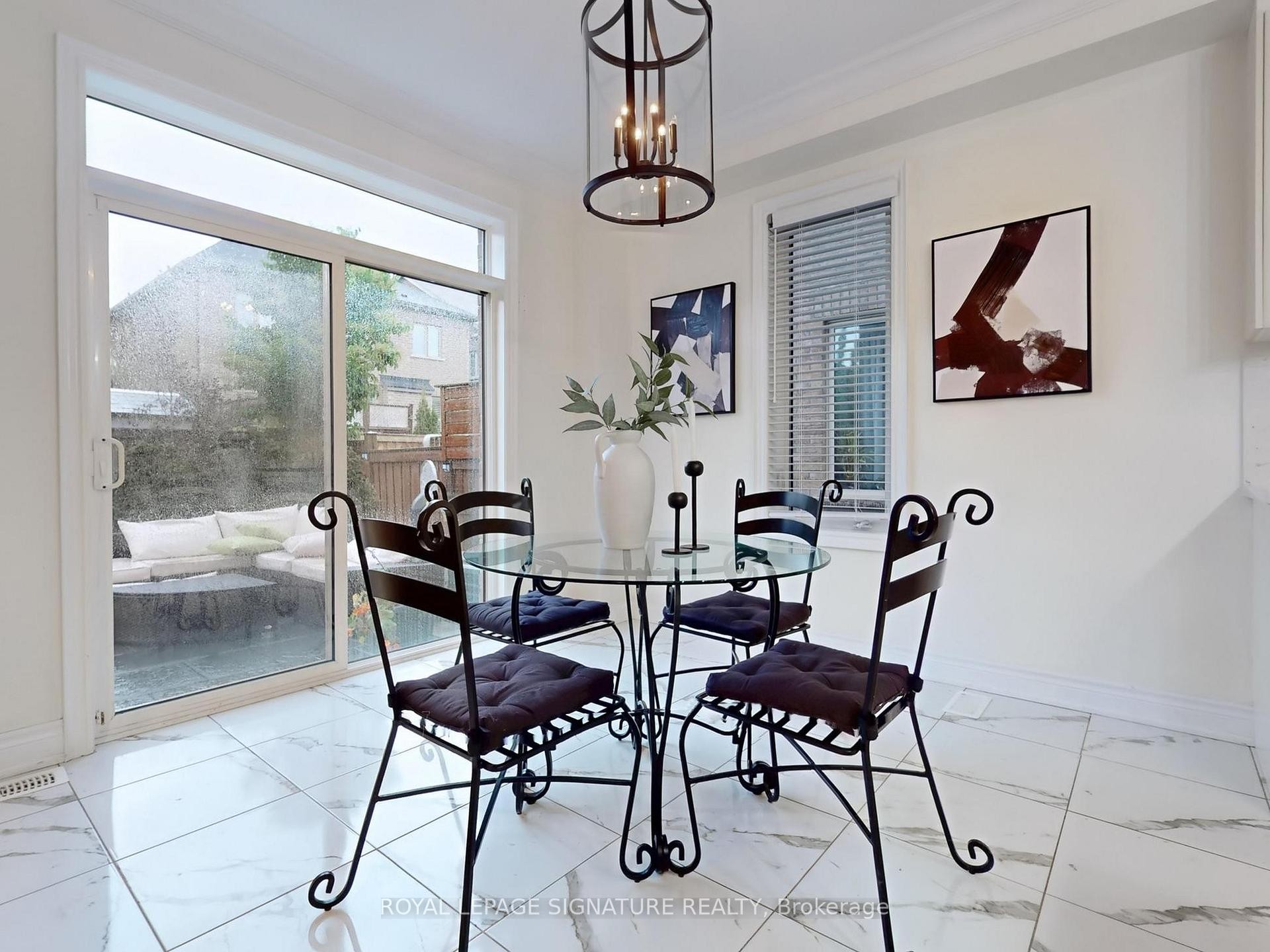 









46


Kincardine

Street,
Vaughan,




ON
L4H 4H7

