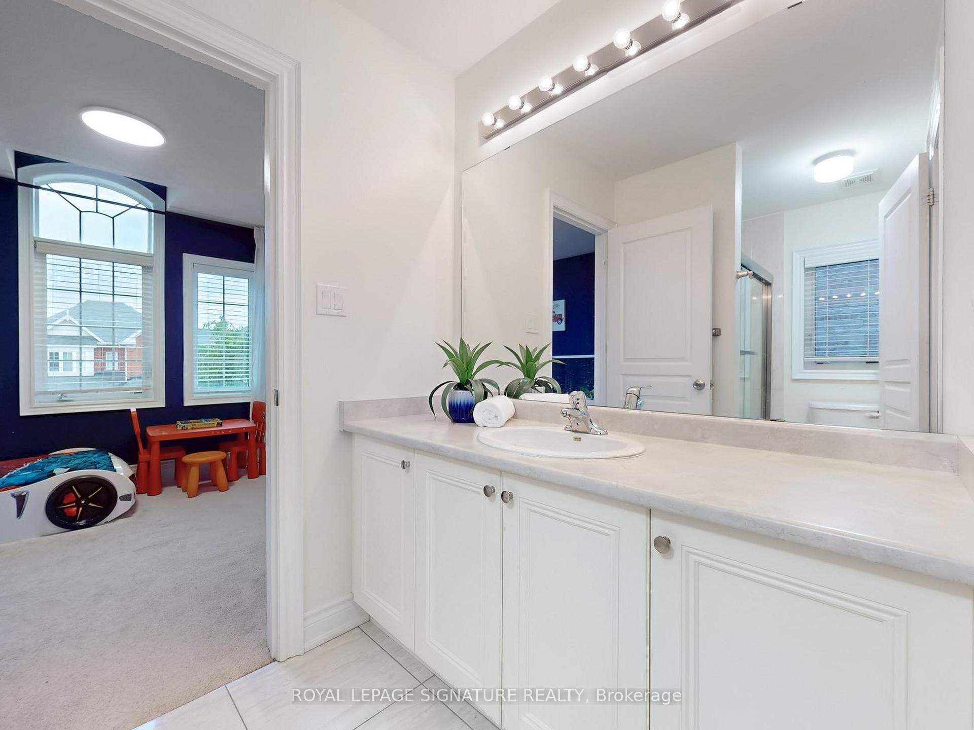 









46


Kincardine

Street,
Vaughan,




ON
L4H 4H7

