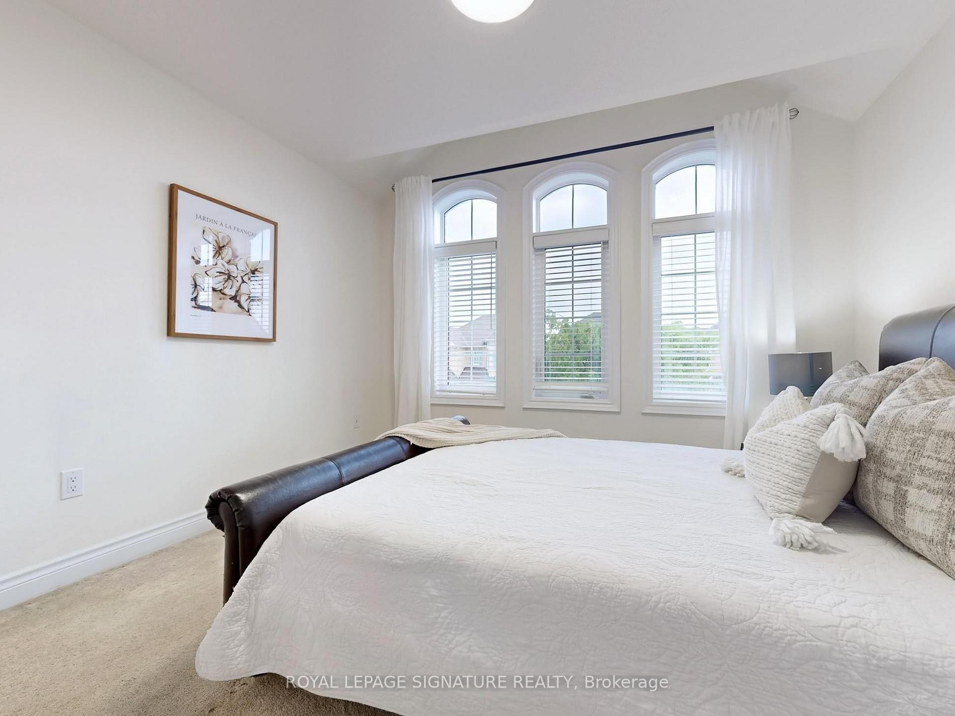 









46


Kincardine

Street,
Vaughan,




ON
L4H 4H7

