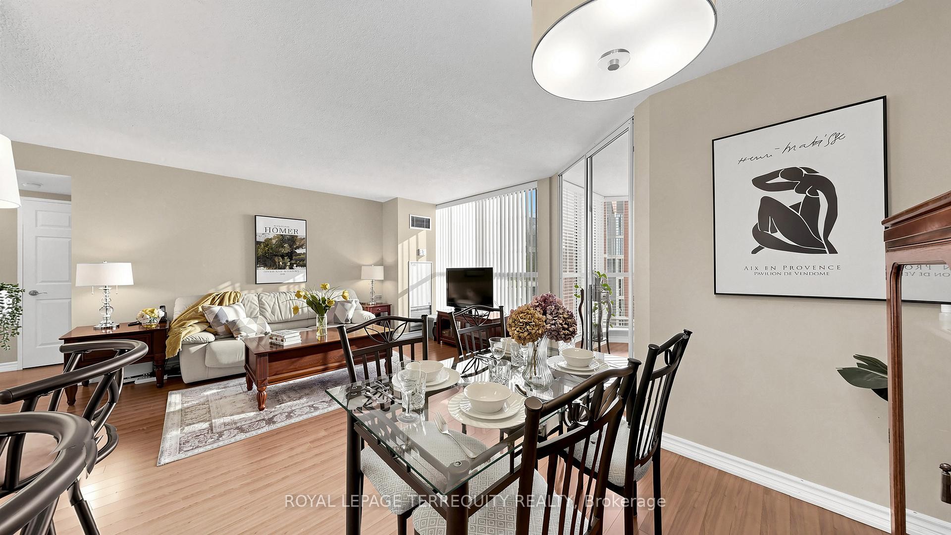 









22


Southport

Street, 833,
Toronto,




ON
M6S 4Y9

