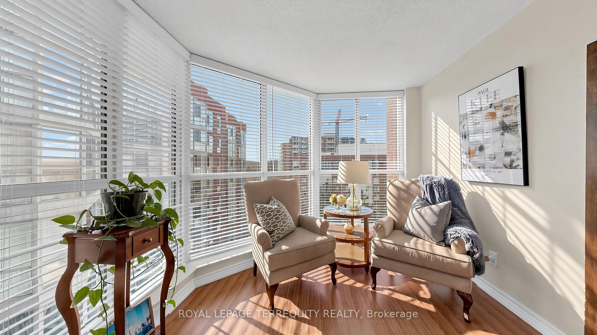 









22


Southport

Street, 833,
Toronto,




ON
M6S 4Y9

