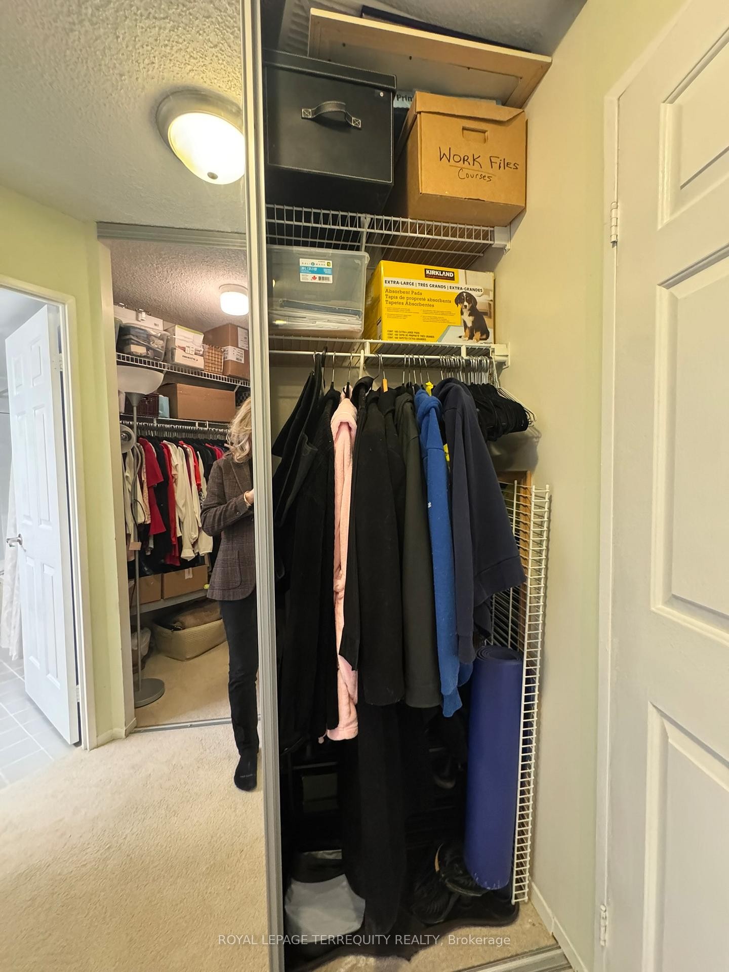 









22


Southport

Street, 833,
Toronto,




ON
M6S 4Y9

