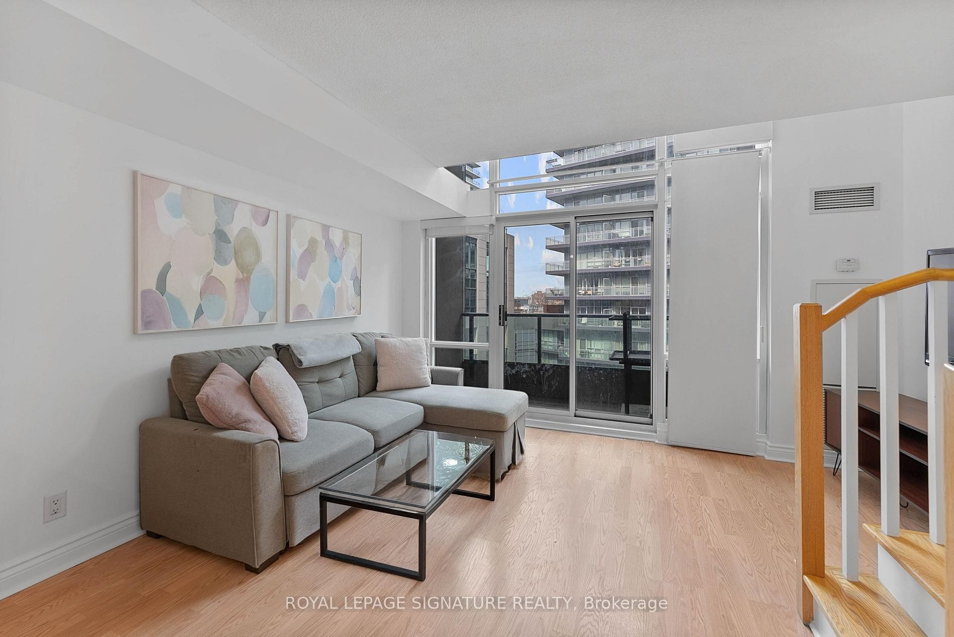 









600


Fleet

Street, 831,
Toronto,




ON
M5V 1B7

