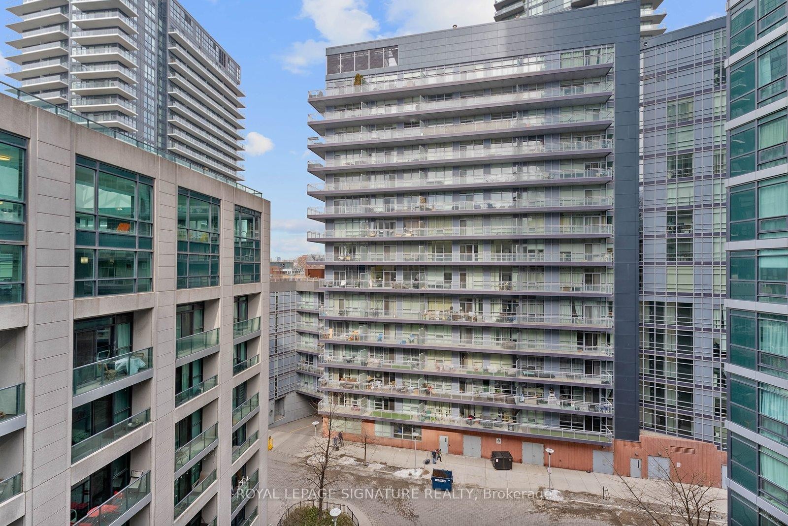 









600


Fleet

Street, 831,
Toronto,




ON
M5V 1B7

