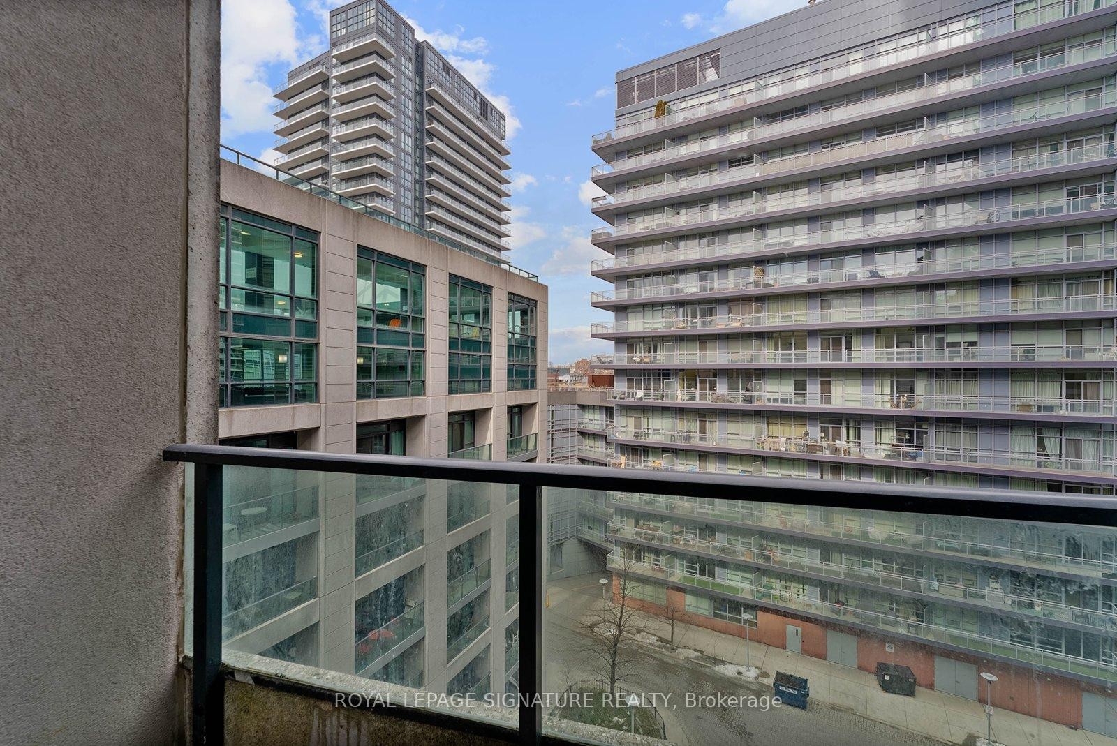 









600


Fleet

Street, 831,
Toronto,




ON
M5V 1B7

