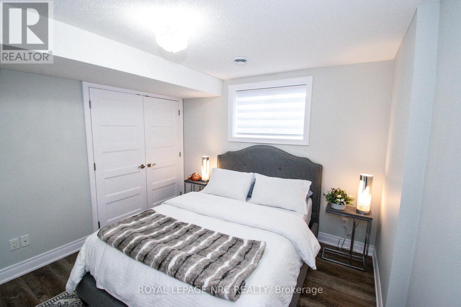 












197 TIMBERVIEW CRESCENT

,
Welland (Coyle Creek),




Ontario
L3C0B9

