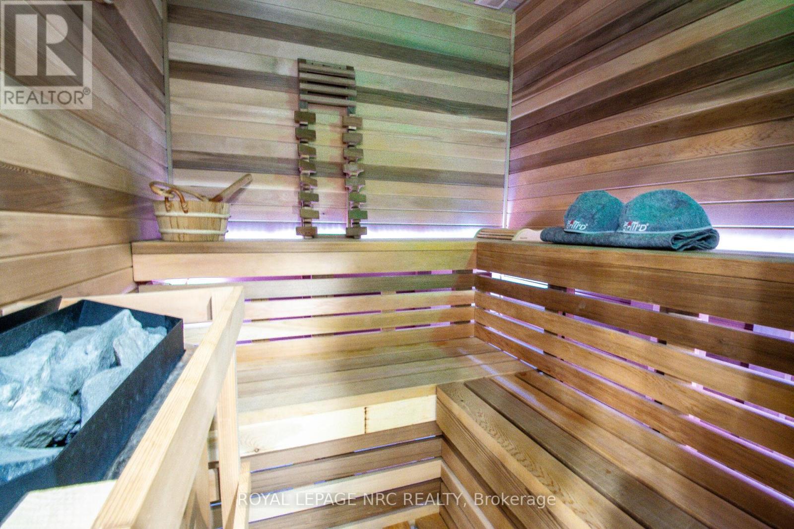 












197 TIMBERVIEW CRESCENT

,
Welland (Coyle Creek),




Ontario
L3C0B9

