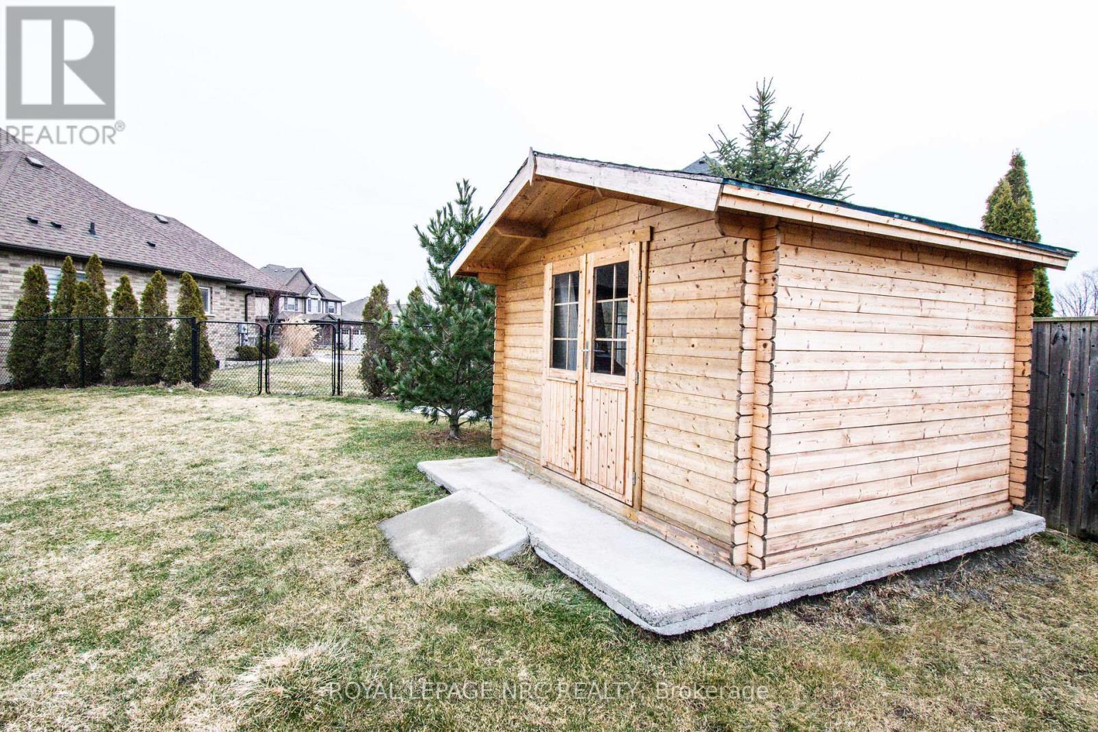 












197 TIMBERVIEW CRESCENT

,
Welland (Coyle Creek),




Ontario
L3C0B9

