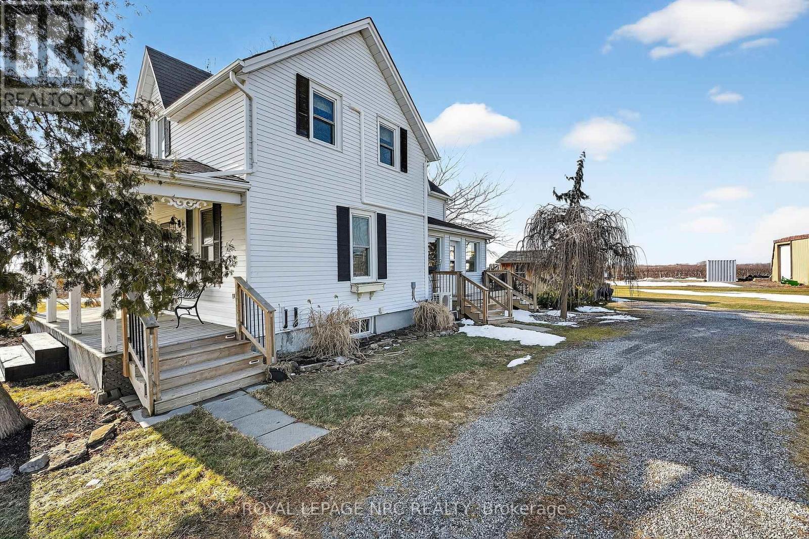 












594 NIAGARA STONE ROAD

,
Niagara-on-the-Lake (Rural),




Ontario
L0S1J0

