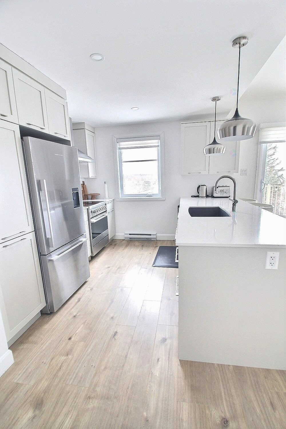 









312


Av. Pierre-Rouleau

,
Rimouski,




QC
G5M0S7

