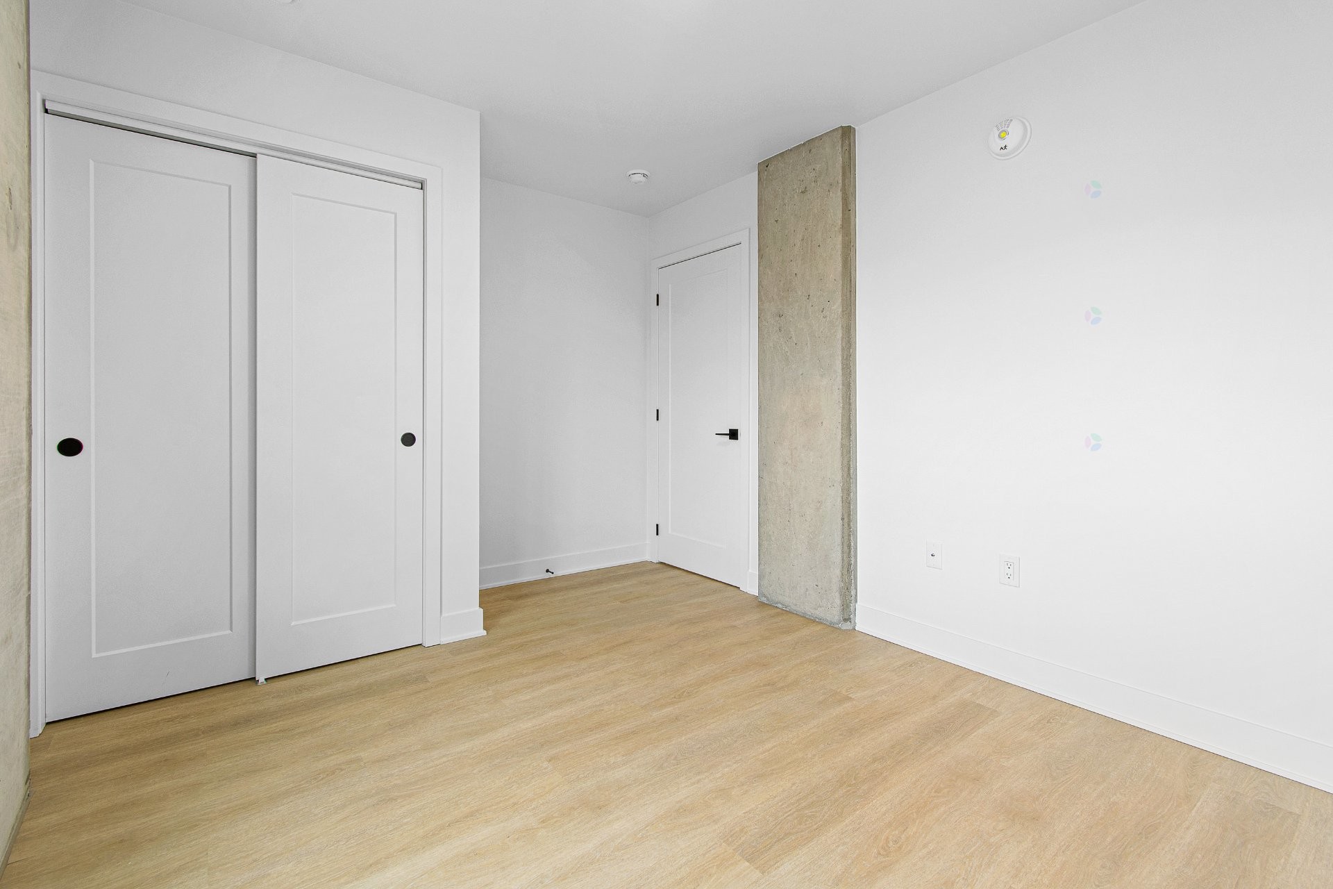 









18653

 - 5 1/2


Rue Charles

,
Mirabel,




QC
J7J2W1

