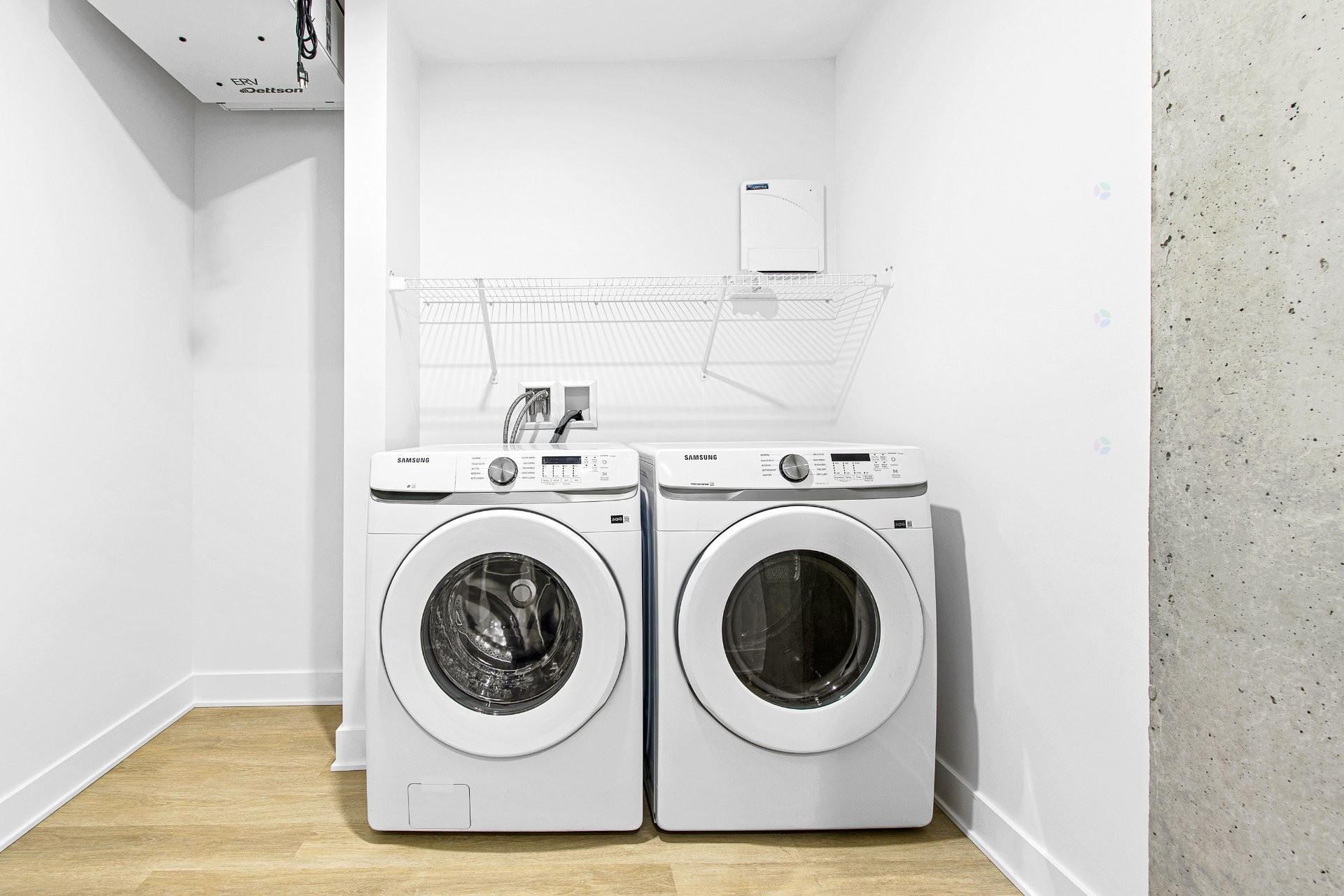 









18653

 - 5 1/2


Rue Charles

,
Mirabel,




QC
J7J2W1

