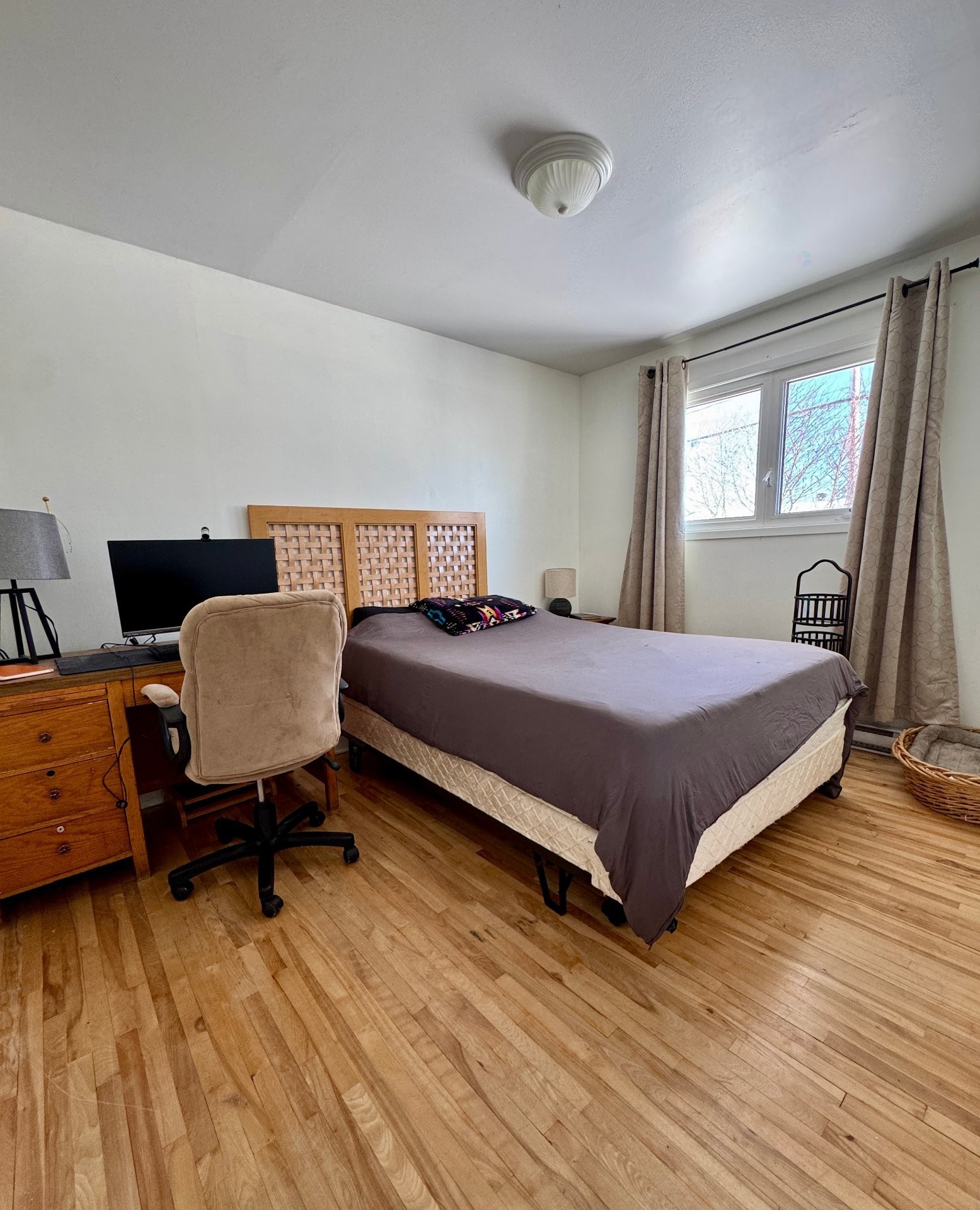 









49


Côte du Moulin

,
Port-Cartier,




QC
G4R1T7

