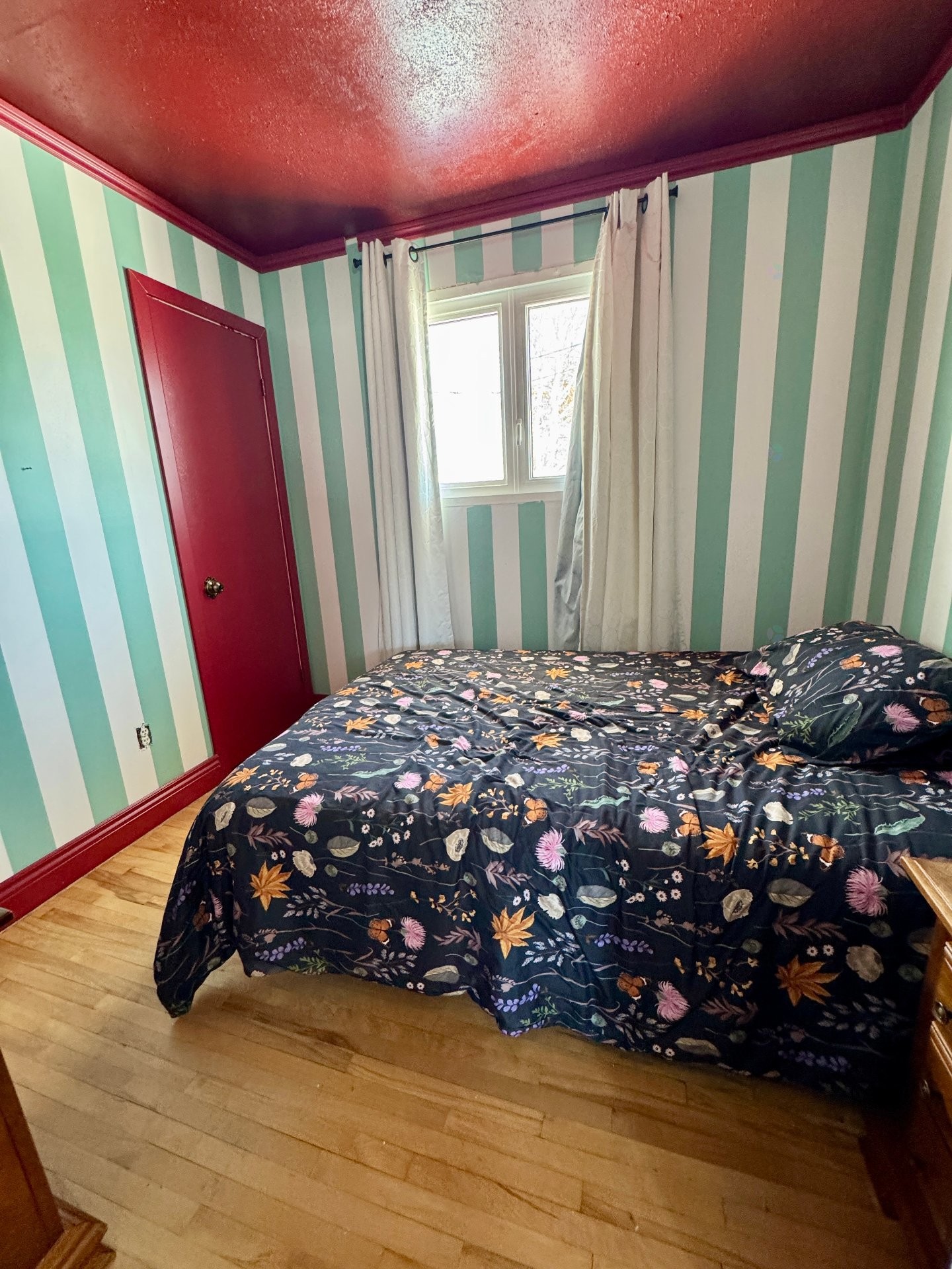 









49


Côte du Moulin

,
Port-Cartier,




QC
G4R1T7

