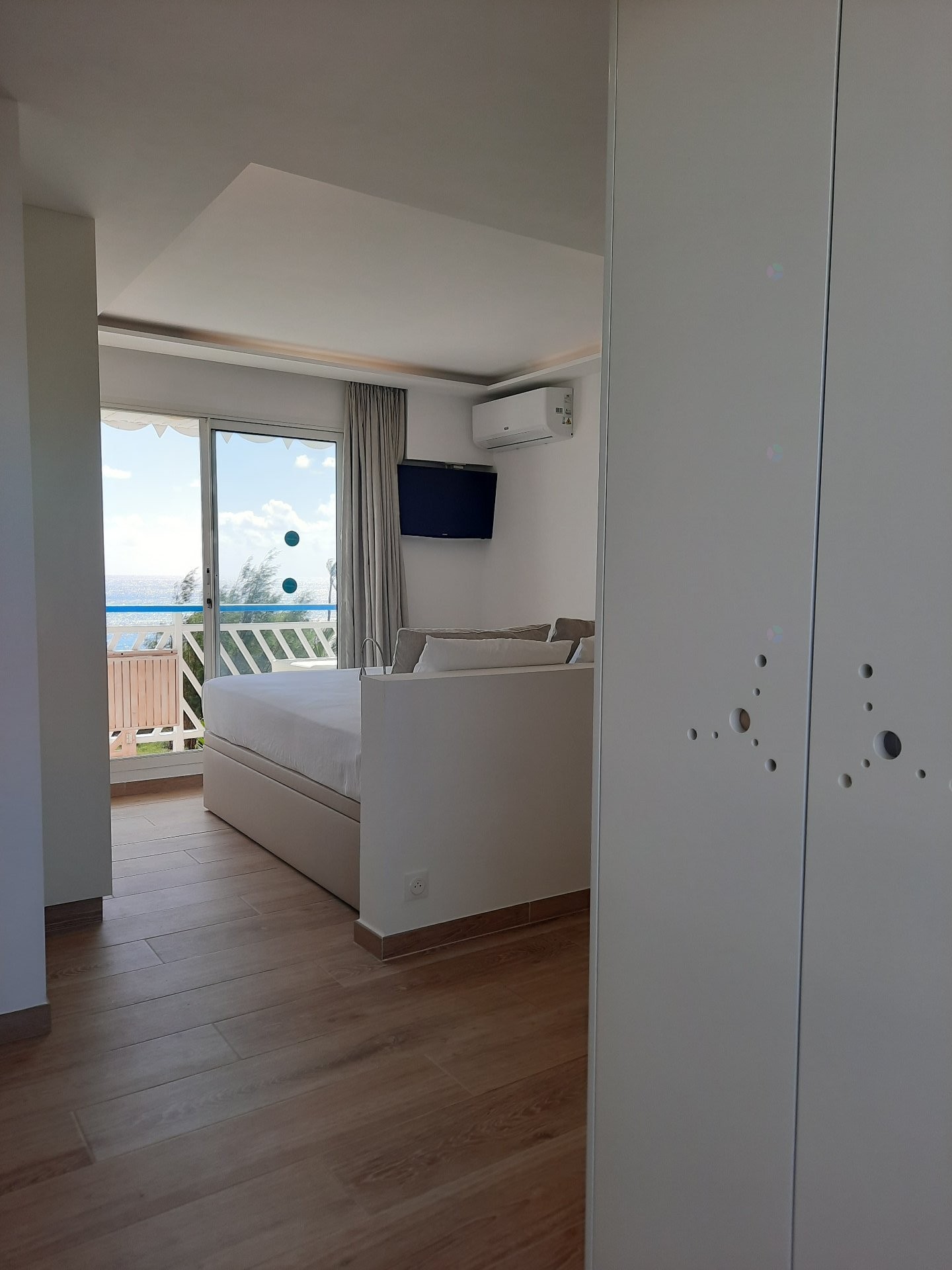 









1


Le Manganao, Saint-François, Guadeloupe

, 520,
Autres pays / Other countries,





97118

