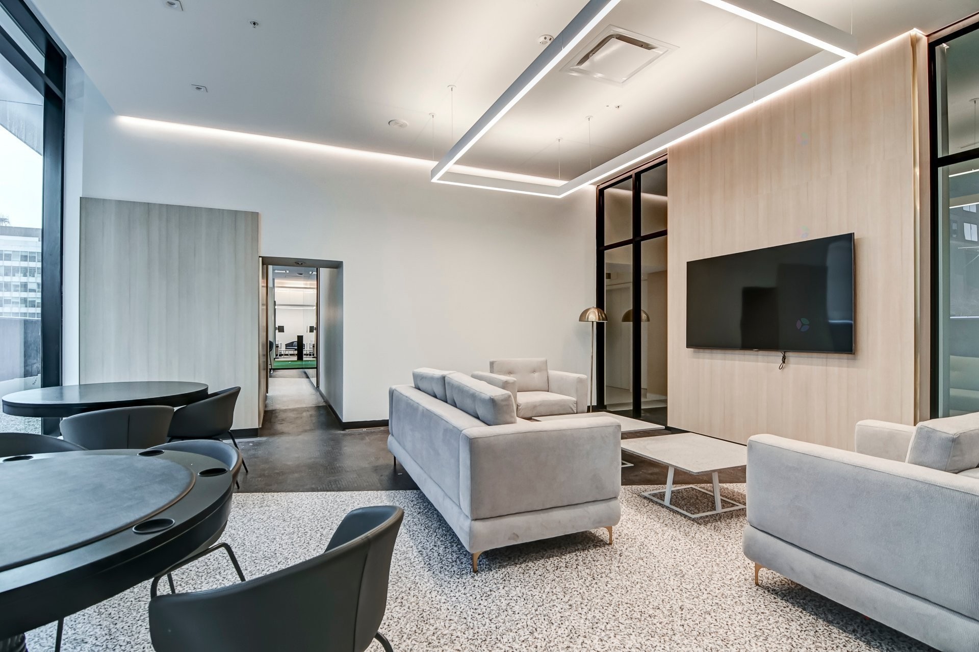 









1210


Rue Jeanne-Mance

, 5808,
Montréal (Ville-Marie),




QC
H2X1M1

