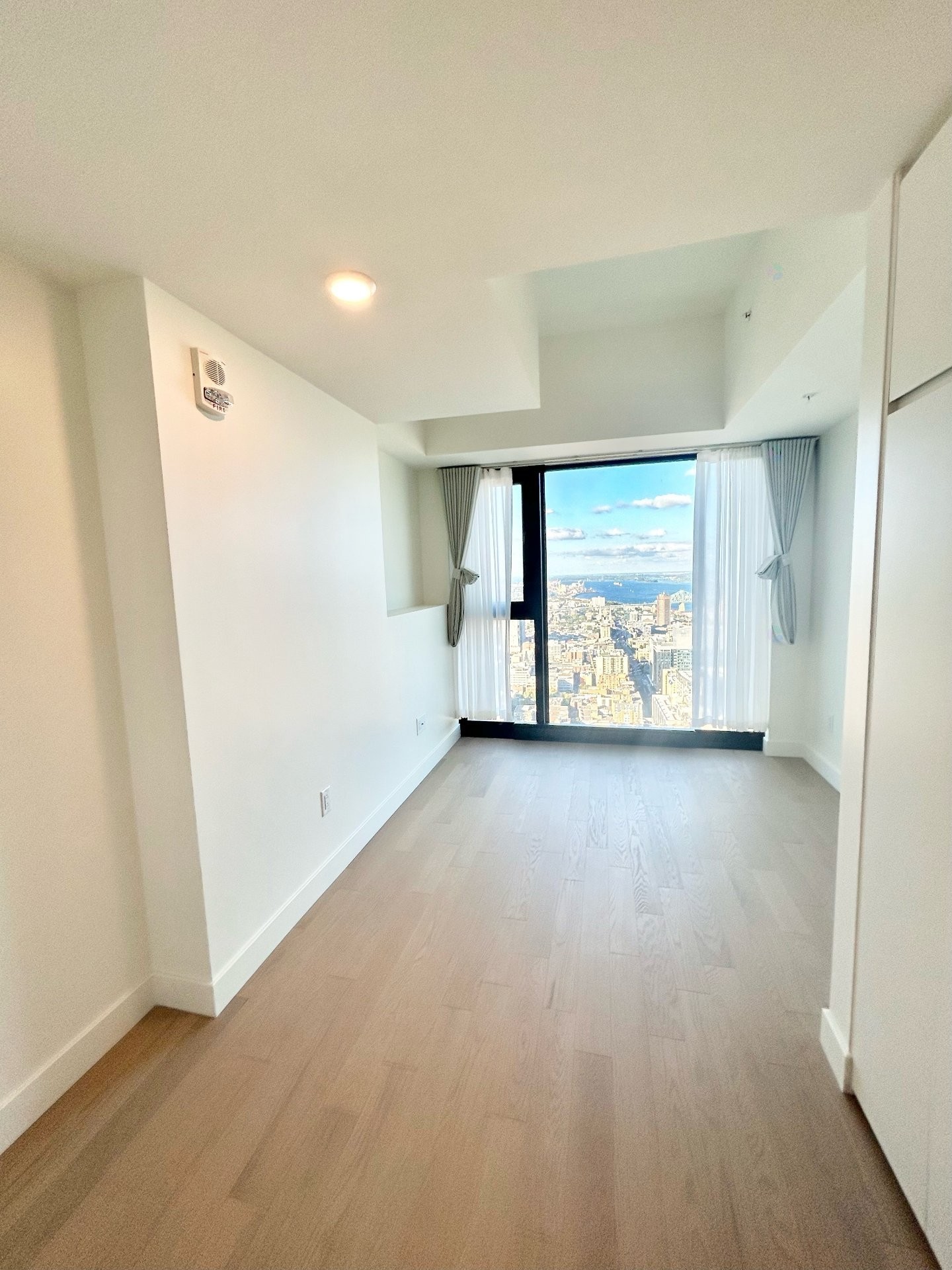 









1210


Rue Jeanne-Mance

, 5808,
Montréal (Ville-Marie),




QC
H2X1M1

