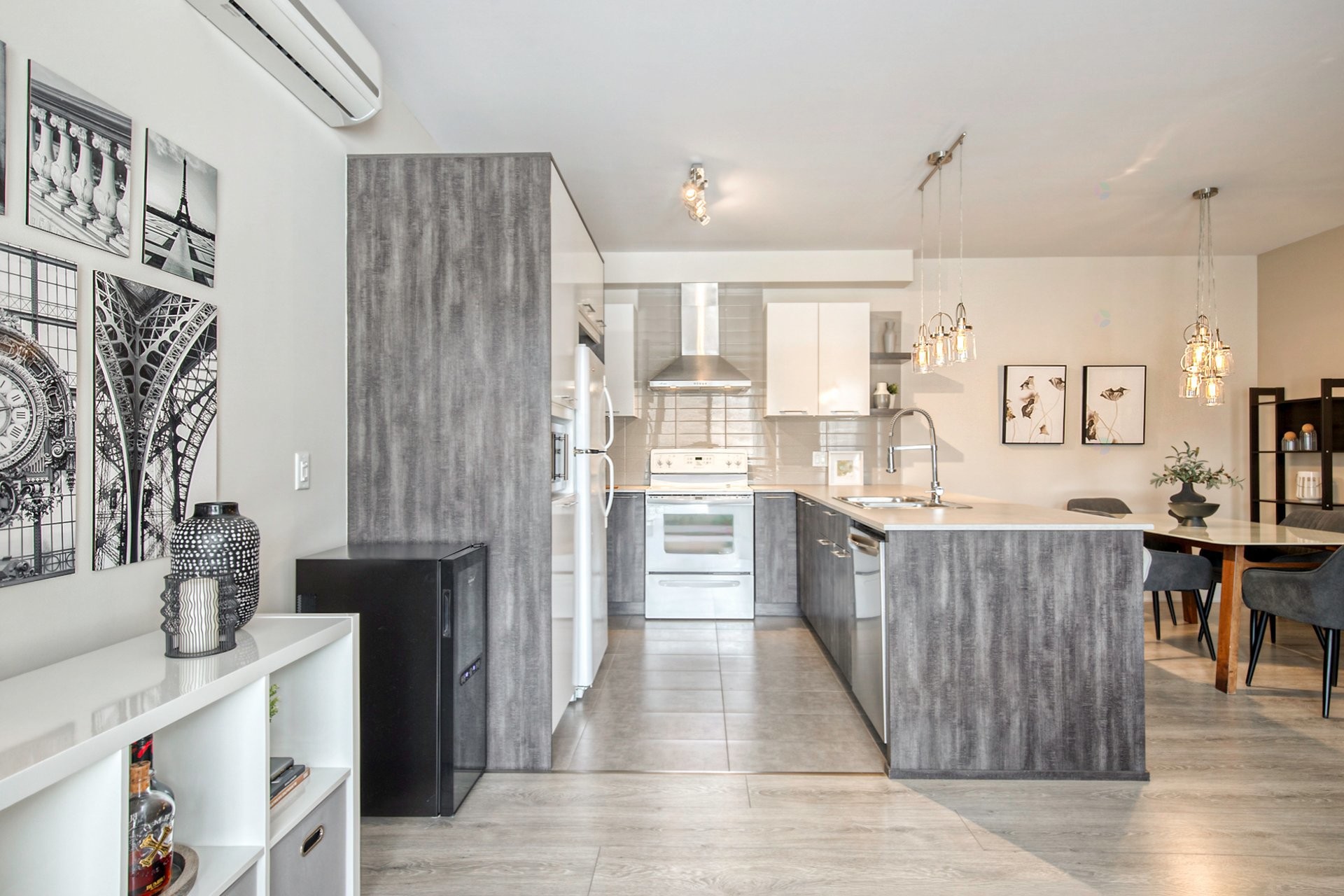 









5071


Ch. du Crépuscule

, 102,
Saint-Mathieu-de-Beloeil,




QC
J3G0N9

