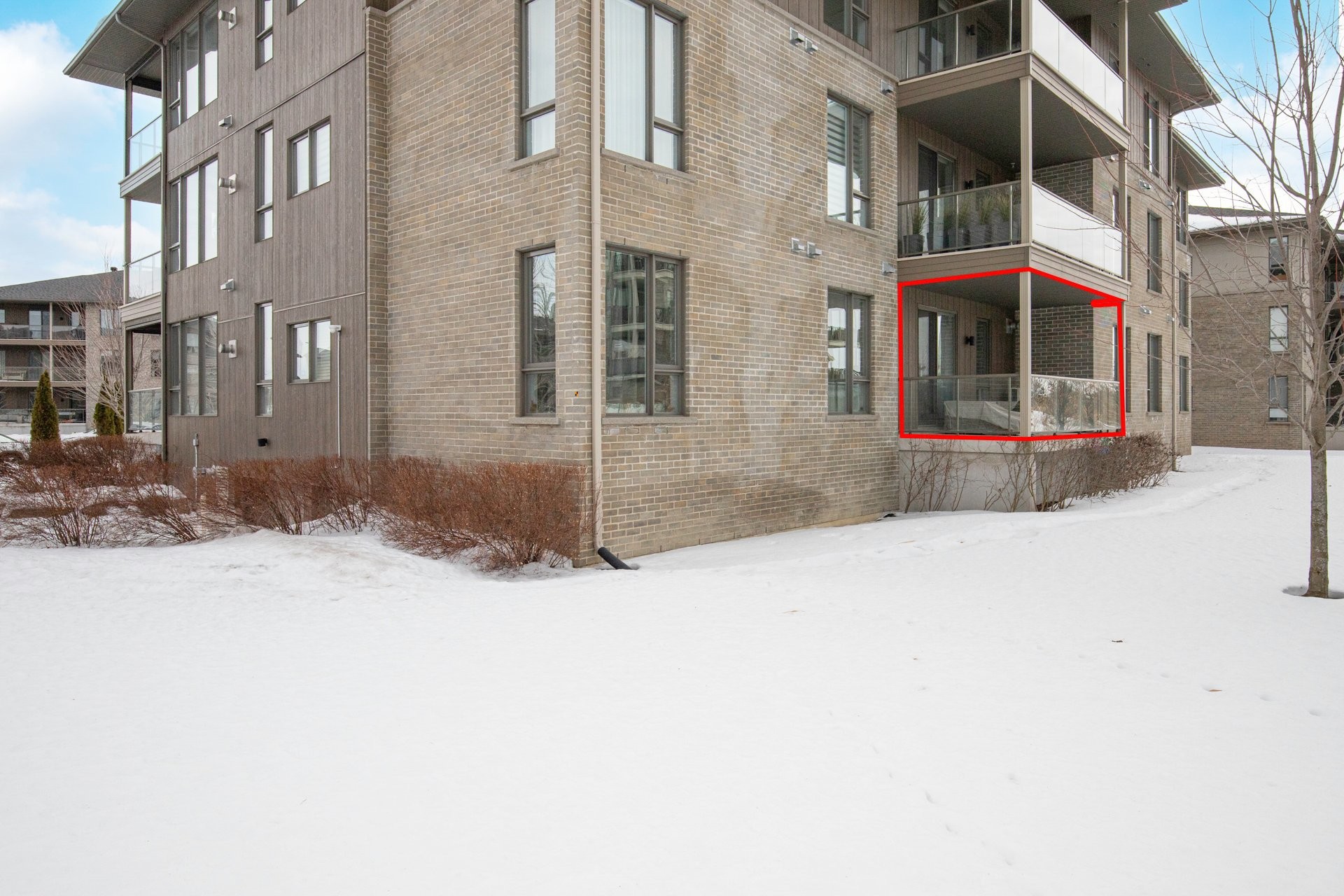 









5071


Ch. du Crépuscule

, 102,
Saint-Mathieu-de-Beloeil,




QC
J3G0N9

