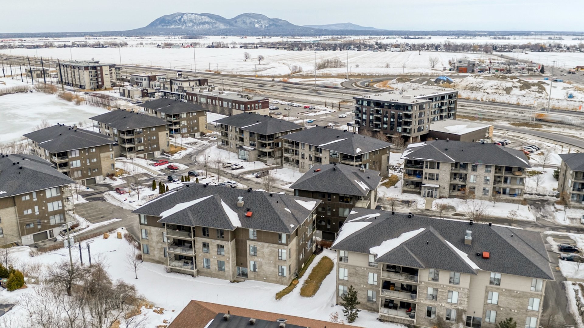 









5071


Ch. du Crépuscule

, 102,
Saint-Mathieu-de-Beloeil,




QC
J3G0N9

