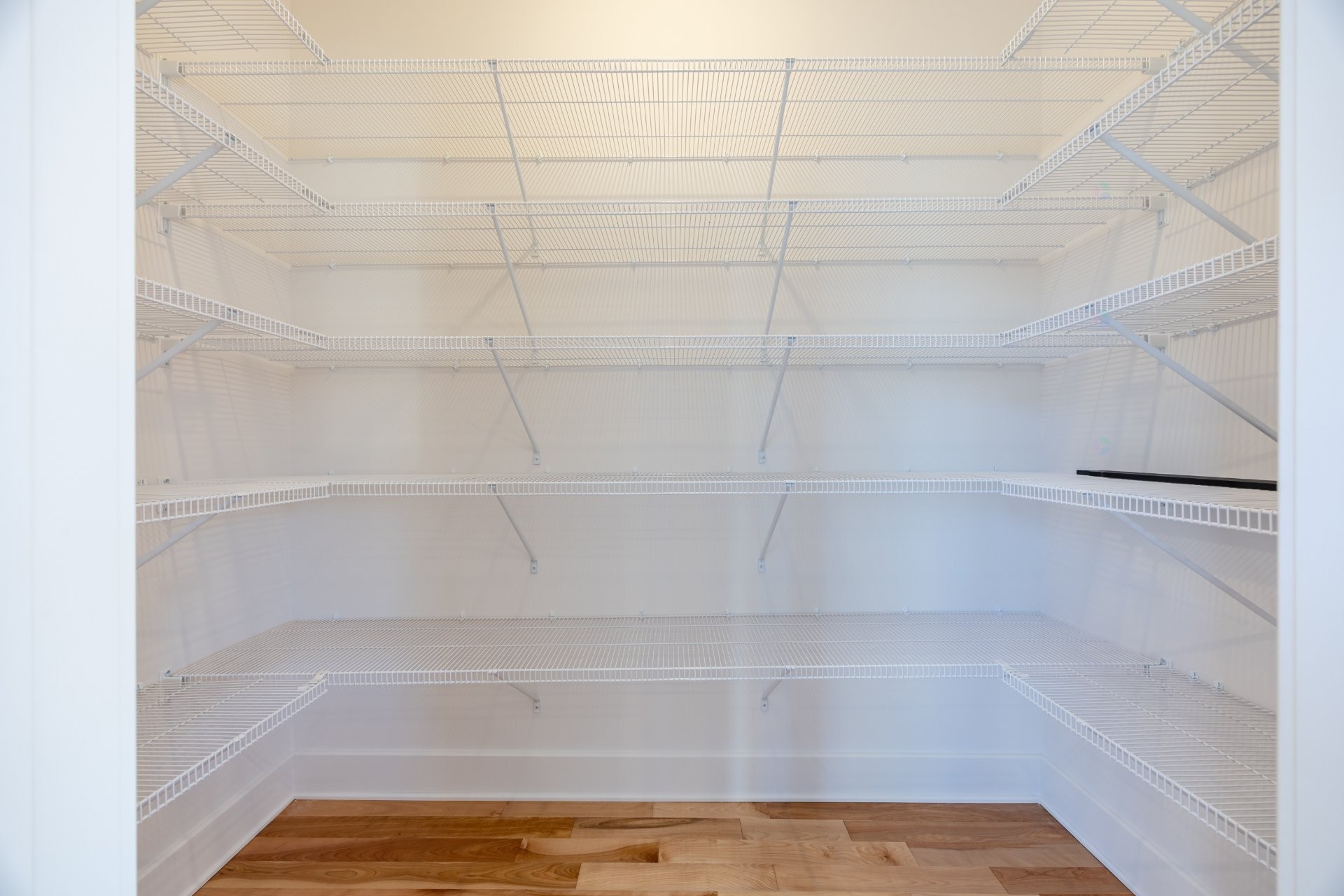 









11


Rue de Beaumont

,
Blainville,




QC
J7C4A9

