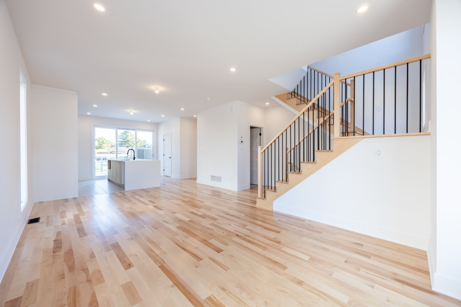 









11


Rue de Beaumont

,
Blainville,




QC
J7C4A9

