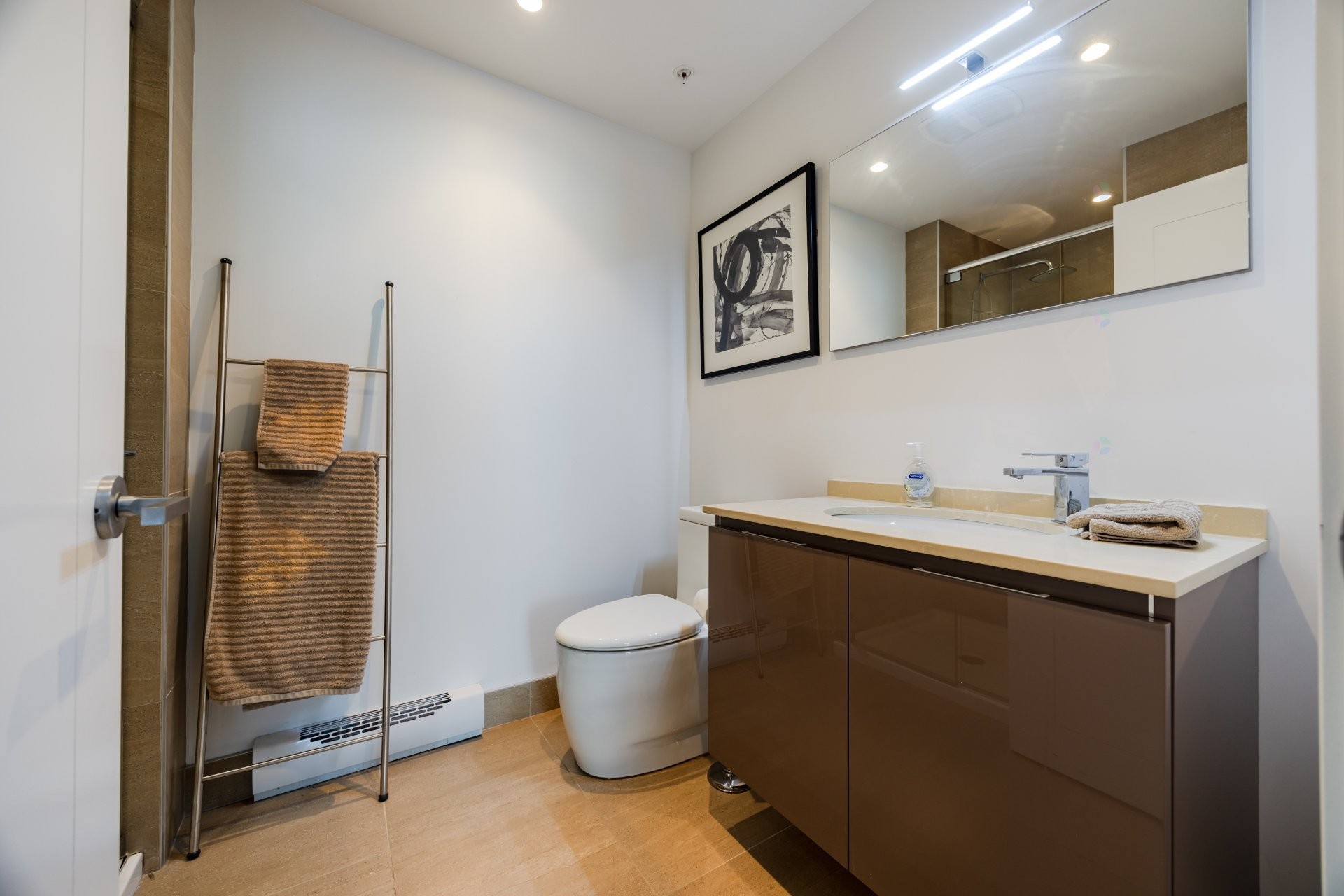 









1310


Boul. René-Lévesque O.

, 604,
Montréal (Ville-Marie),




QC
H3G0B7

